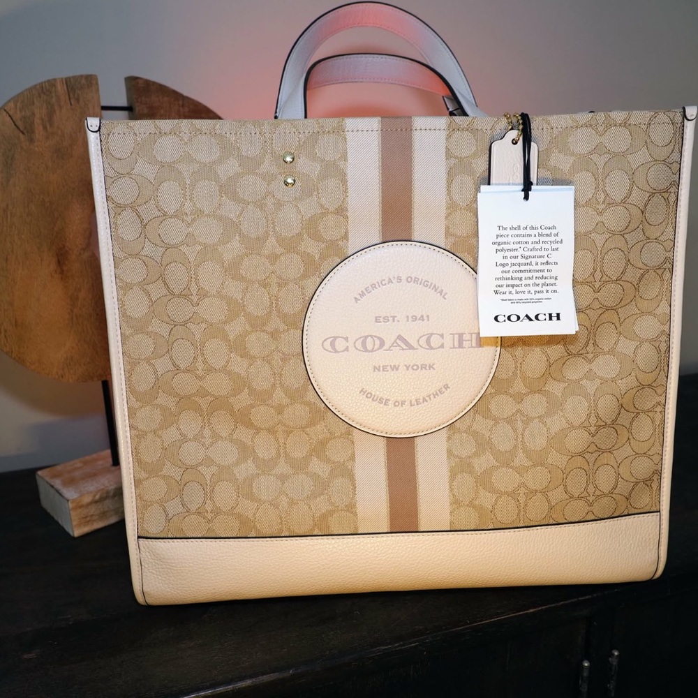NWT Coach Dempsey Tote 40 Signature Jacquard Stripe Coach Patch C8414 - Picture 6 of 16